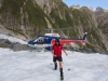 Onze Dutch guide helpt met de heli